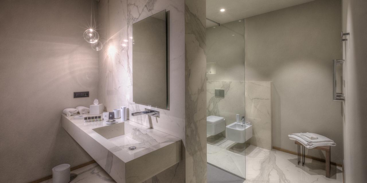 Hotel The Cube Фіденца Екстер'єр фото